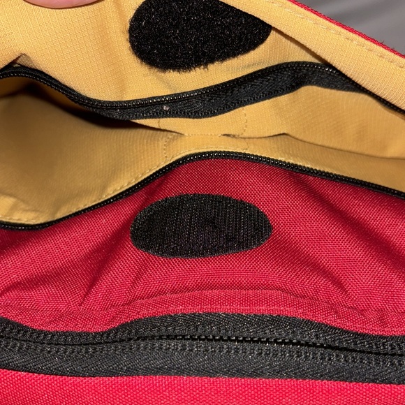 Harry Hoard Premium Crumpler Laptop Bag Red - Picture 5 of 10